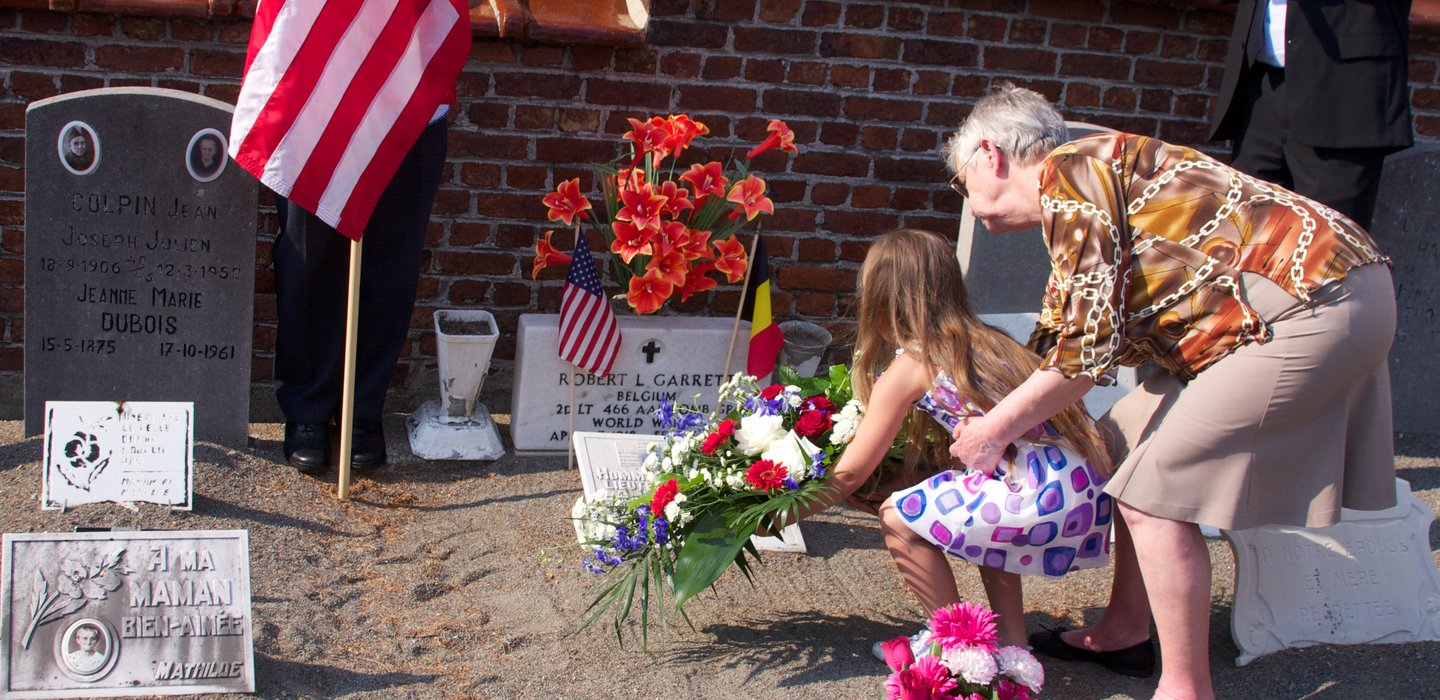 Memorialday1_Isolated_Grave_Queue_du_Bois